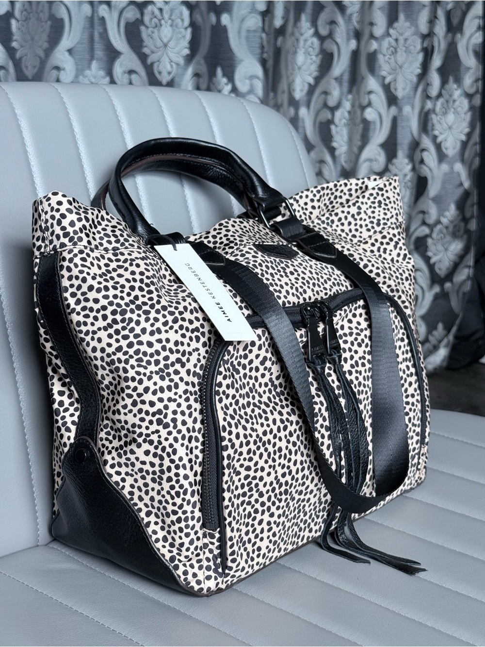 Aimee Kestenberg “Lighten Up” Large Tote Bag in Cheetah Print and Black Leather - Picture 2 of 9